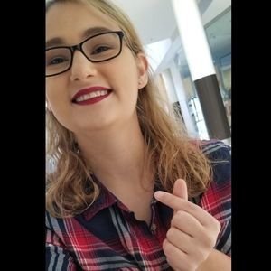 Meet your Posher, Krystal